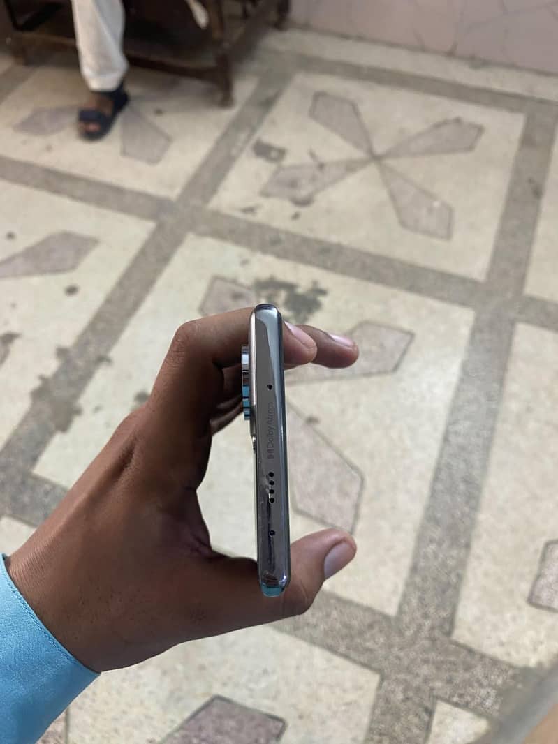 Tecno CAMON 40 Pro 4