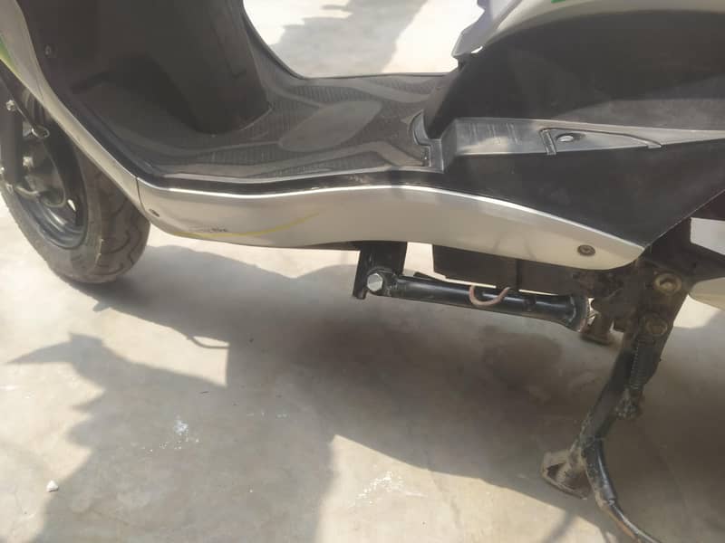 YJ Future/ Mehran model 1
