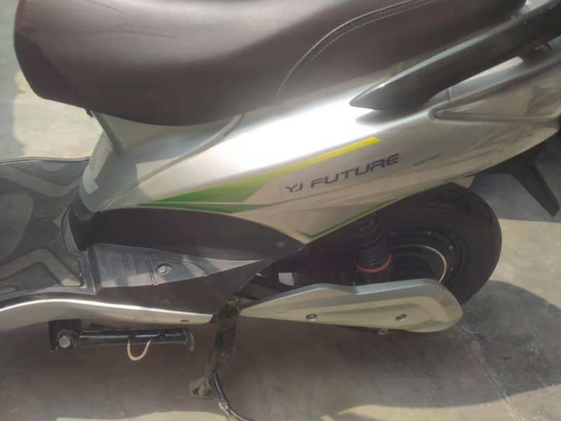 YJ Future/ Mehran model 7