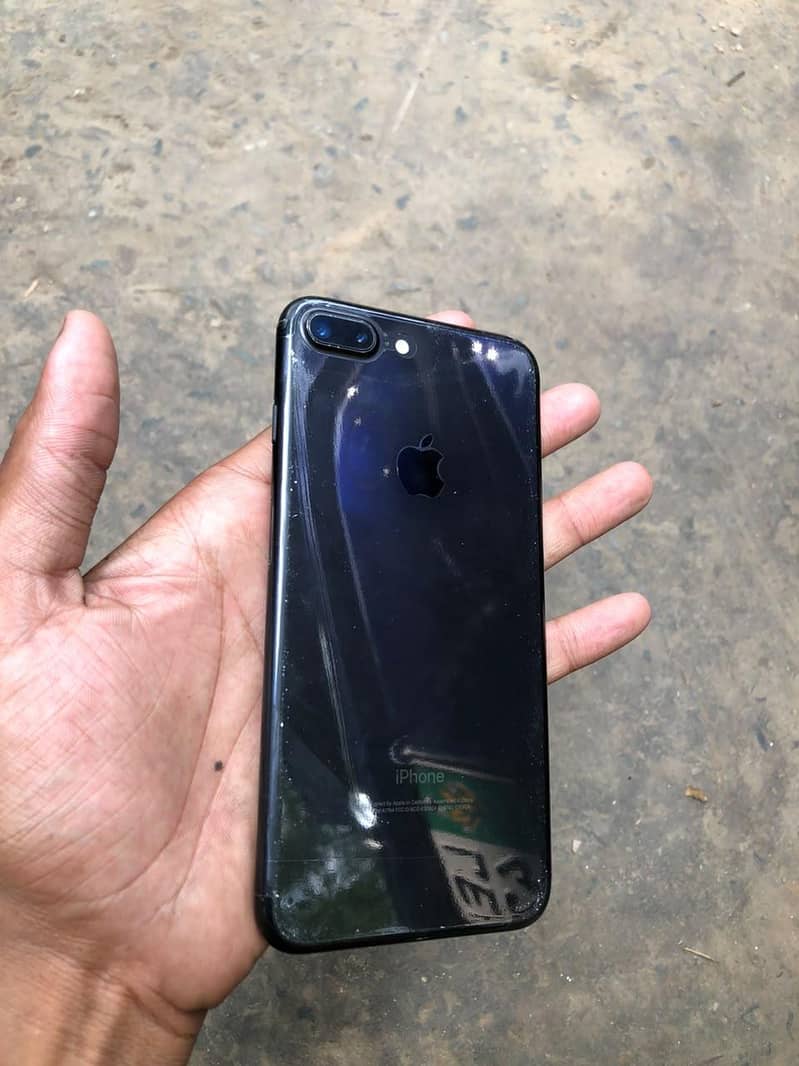 Apple iPhone 7 Plus 7