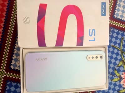 Vivo S1