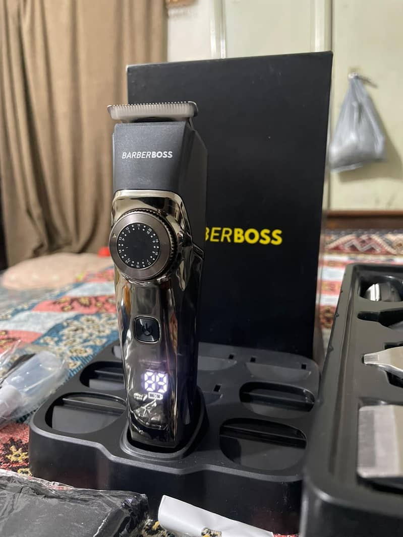 BARBERBOSS 0