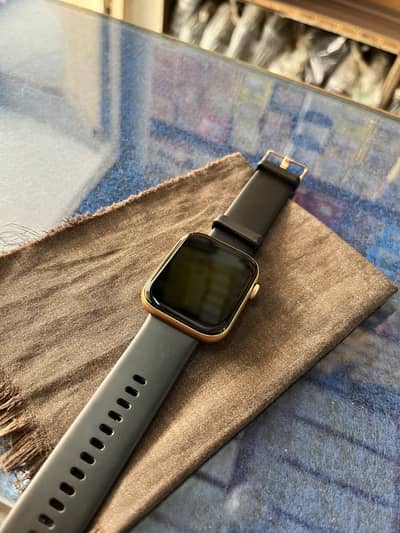 Dany Pakistani Brand Smart Watch Model Name: Loop Pro
