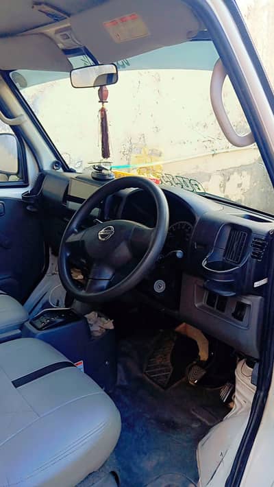 Nissan Clipper 2010