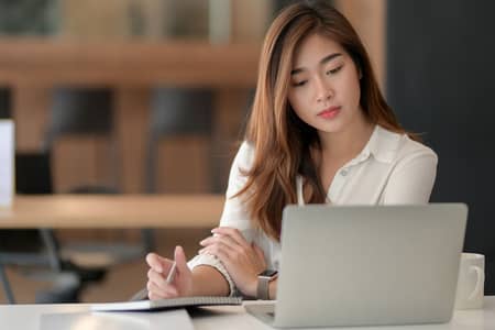 Looking for Female Executive  Secretary for office