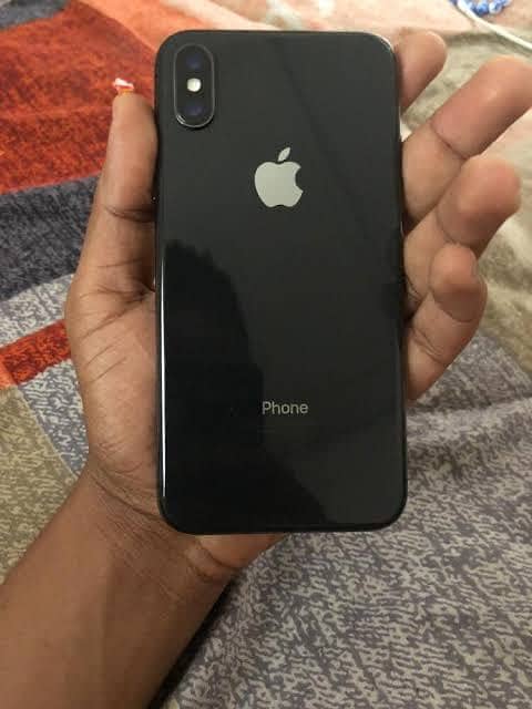 Apple iPhone X 1