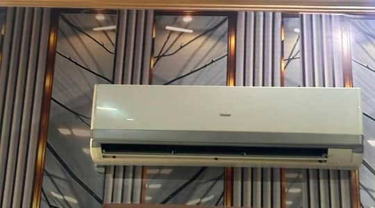 1.5 Ton Haier AC in Working Condition