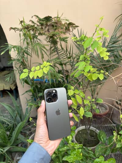 Apple iPhone 13 Pro