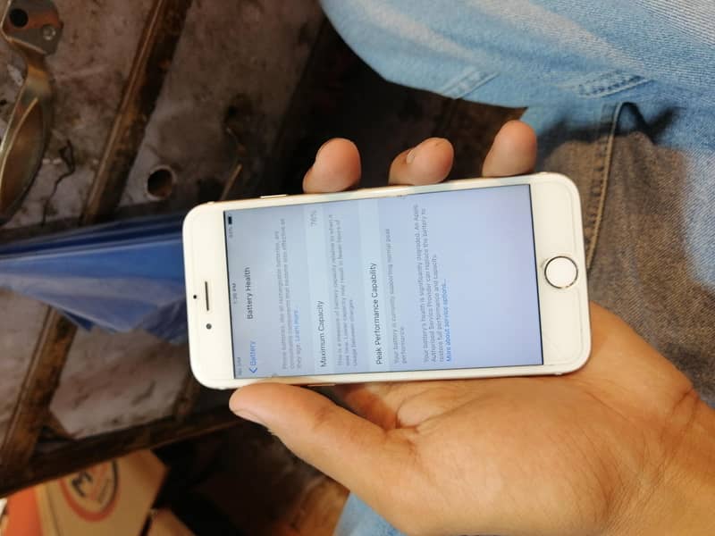 Apple iPhone 6 3