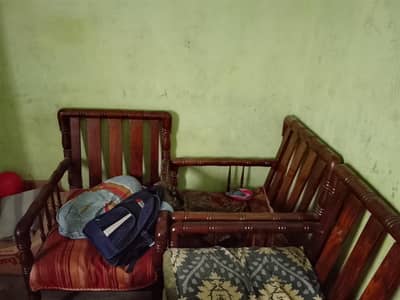 shisham ki lakri ka hai
