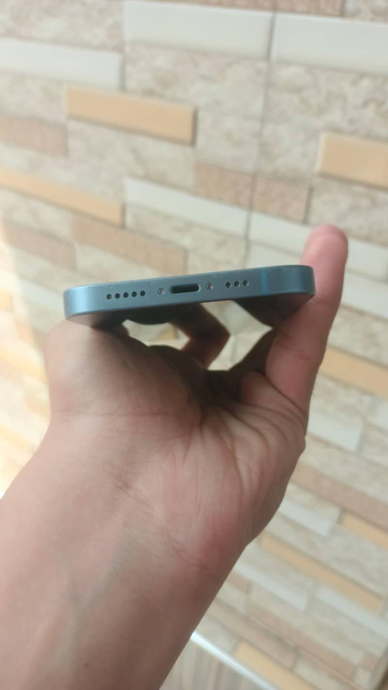 Apple iPhone 14 3