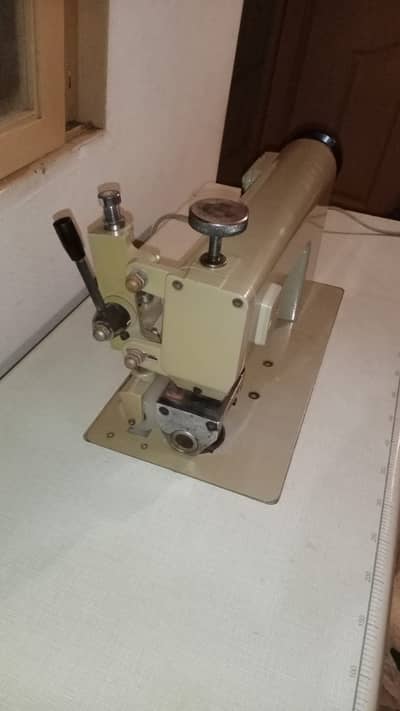# Imported Sealing Machine – Heavy Duty & Excellent Condition