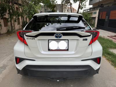 Totally geniune condition Toyota C-HR 2022