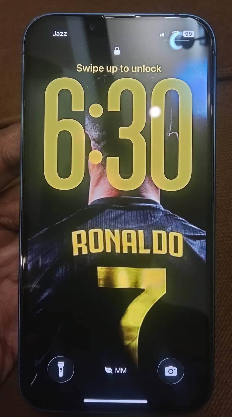 Apple iPhone 13 1