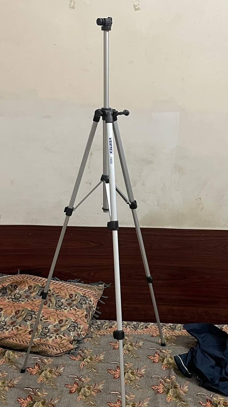 TRIPOD 5
