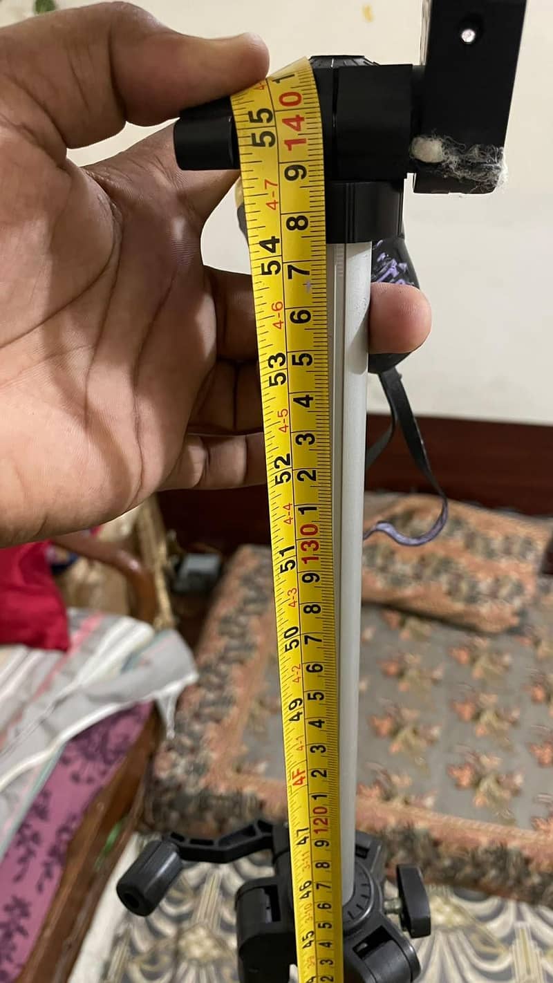 TRIPOD 8