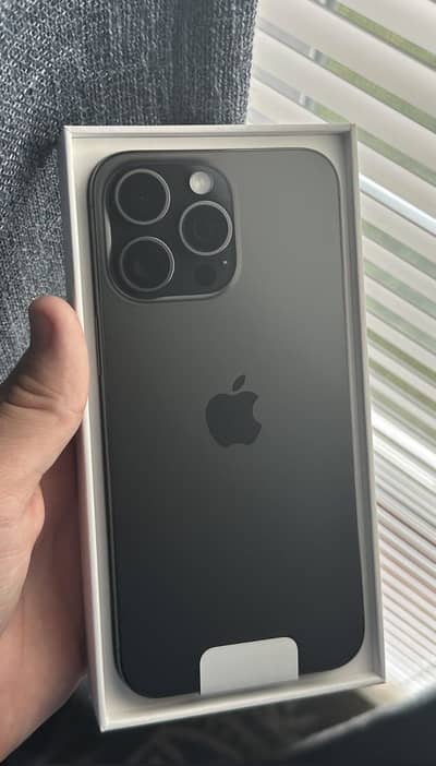 Apple iPhone 15 Pro Max