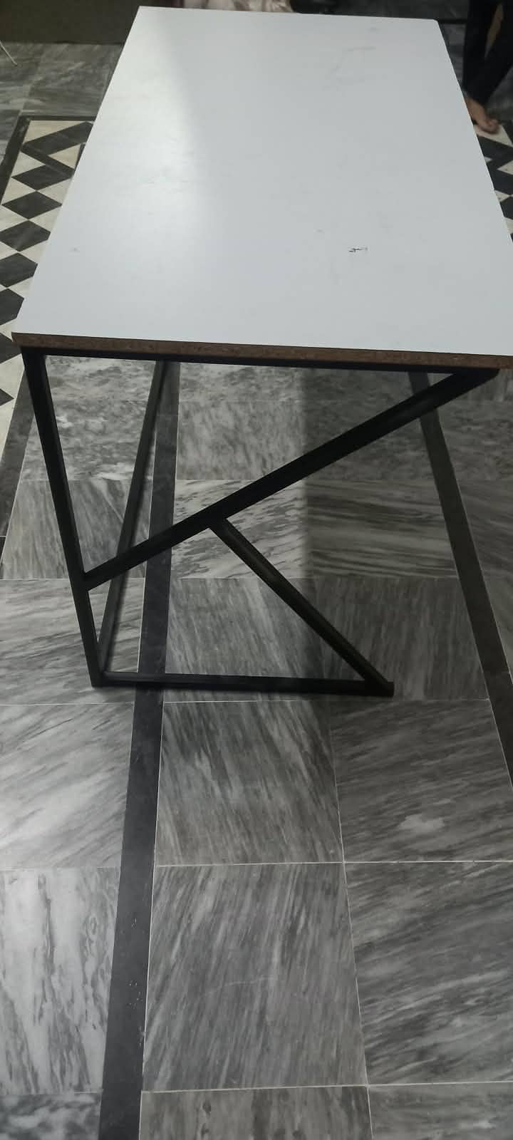 K Shape Computer Table 1