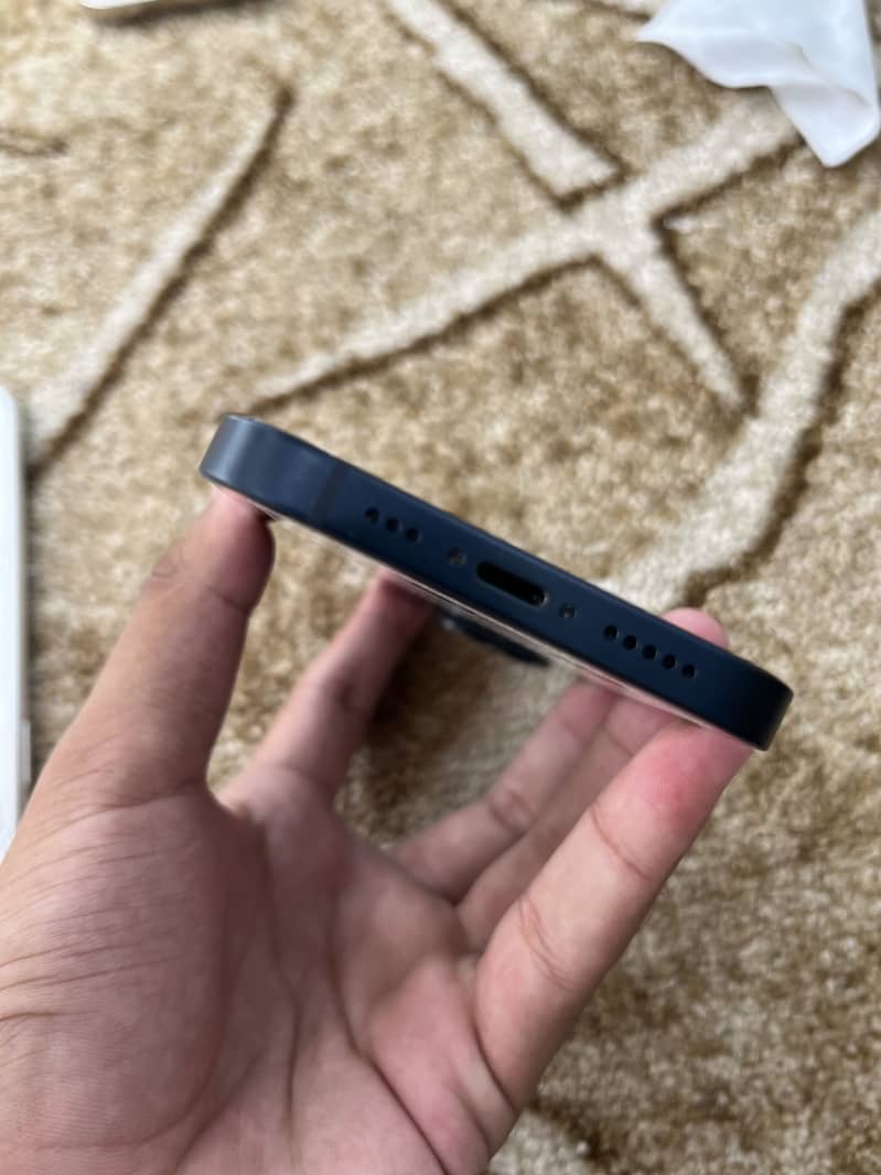 Iphone 13 JV 0