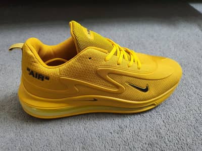BRANDED NEW SHOES FOR SALE!