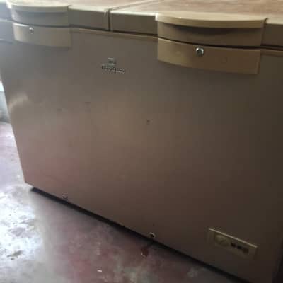Urgently Selling Original Excellent Quality Inverter Dawlance Freezer