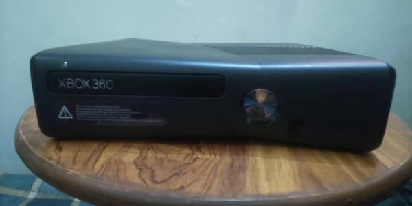XBOX 360 Slim jailbreak 320 GB hard disk