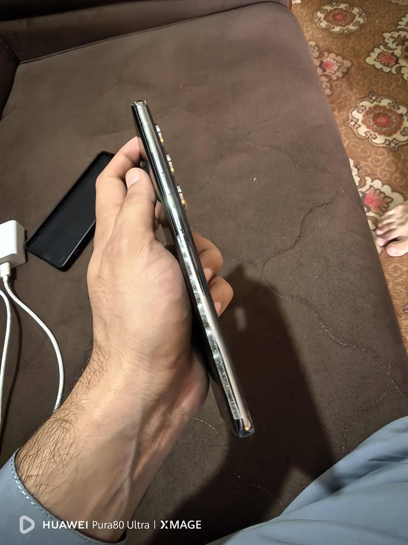 Tecno CAMON 40 Pro 6