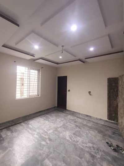 10 marla lower portion available for rent in LDA Avenue
