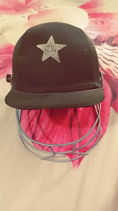 CRICKET HELMET HARD BALL