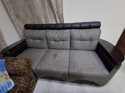 5 Seater Large Sofa in Excellent condition