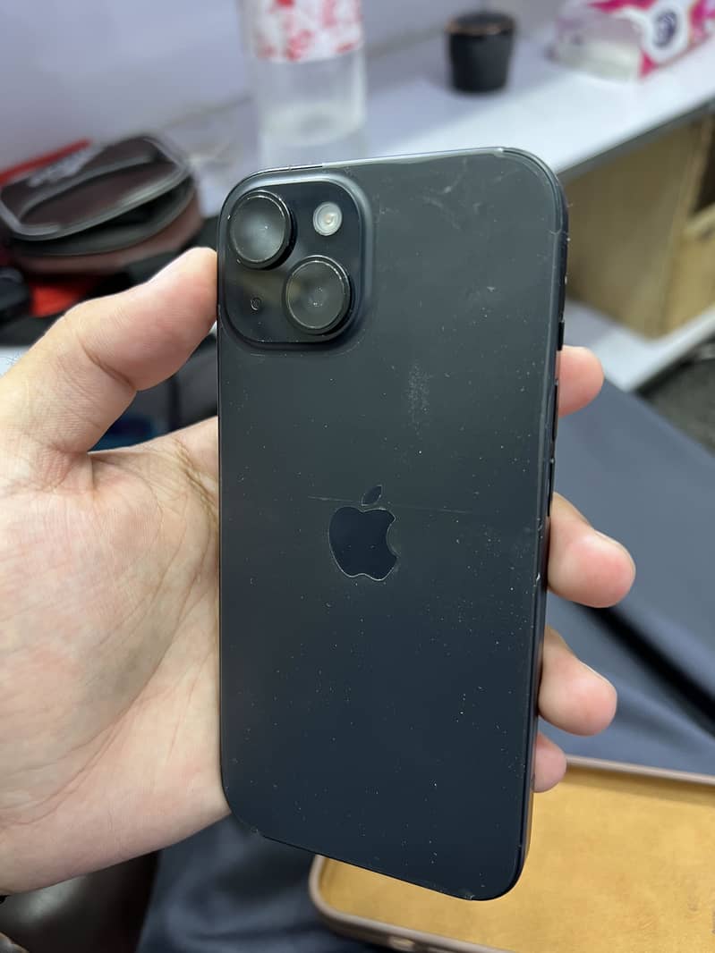 Apple iPhone 15 6