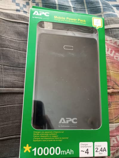 APC by Scheneider electric 10,000 mAh powerbank, brand new unused.