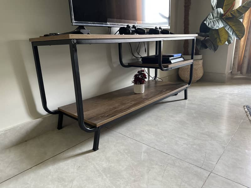 Console table 1