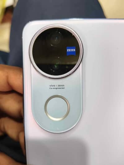 Vivo V50 12/512 Condition 10/10 Complete Box