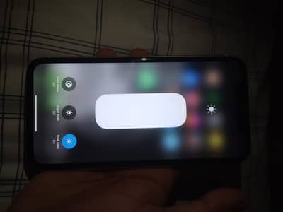 Apple iPhone XR