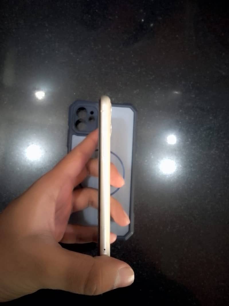Apple iPhone 11 1