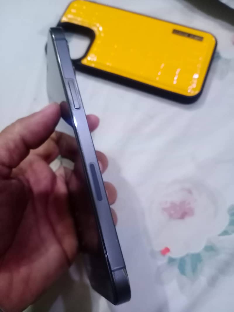 Apple iPhone 12 Pro Max 6