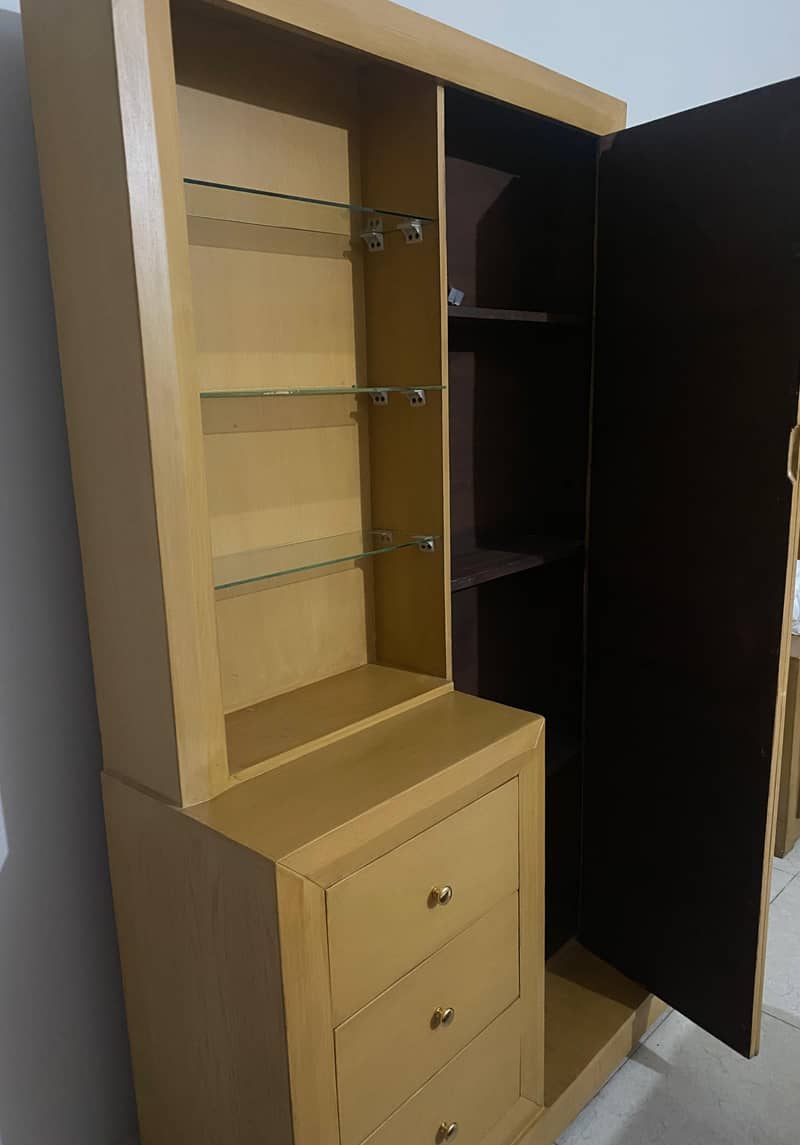 wooden dressing table 1