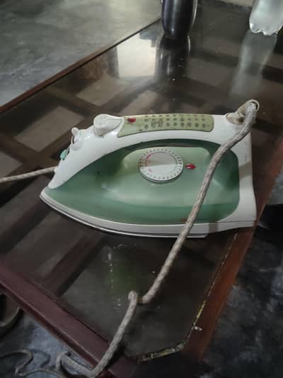 Dawlance steam/water iron for sale