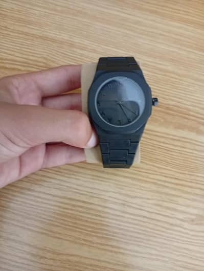aura watch