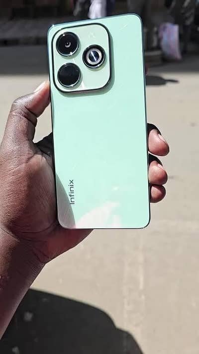 infinix. hot 40i 10by9
