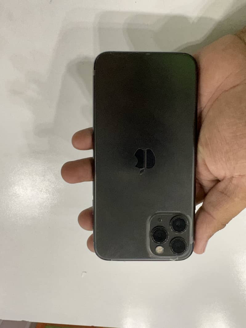 Apple iPhone 11 Pro 1