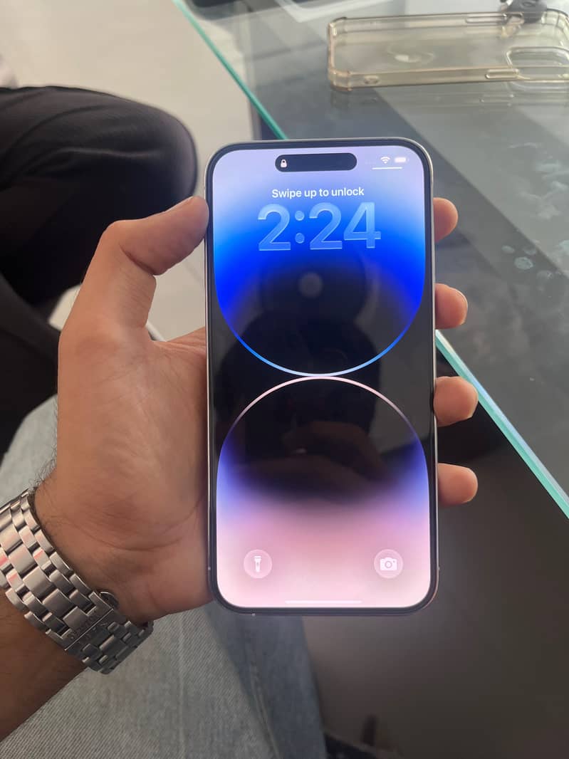 Apple iPhone 14 Pro Max 1