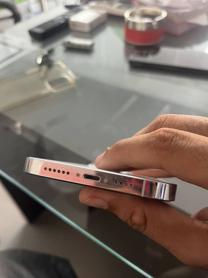 Apple iPhone 14 Pro Max 6