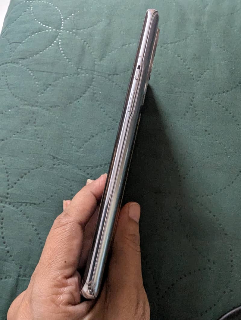 One Plus 9 Pro 5G 6