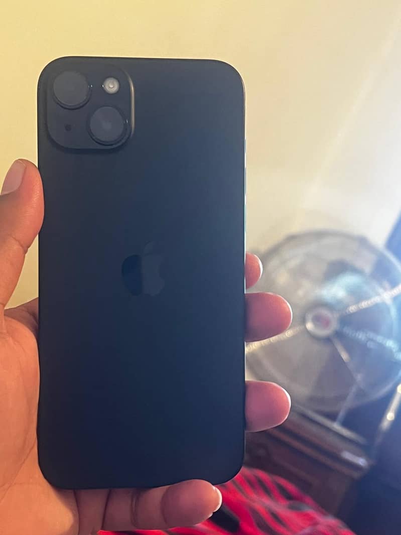 Apple iPhone 15 plus 0