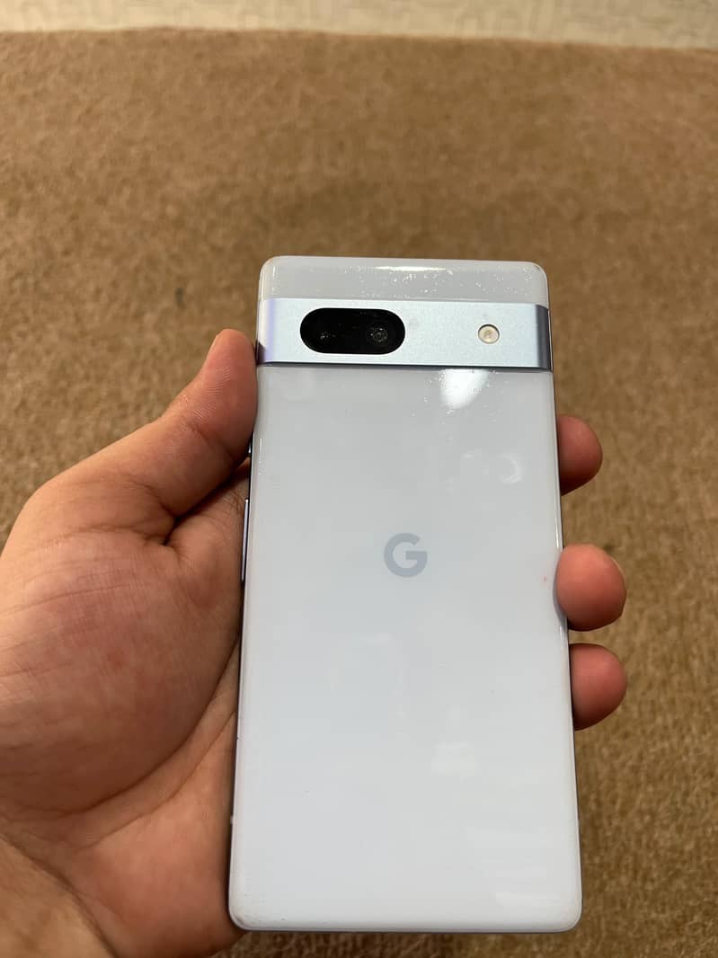 Google Pixel 7a 4