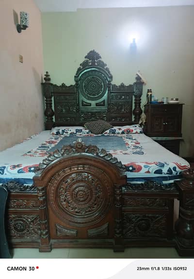 Chinyouti Bed, dressing table, side table, coffee set