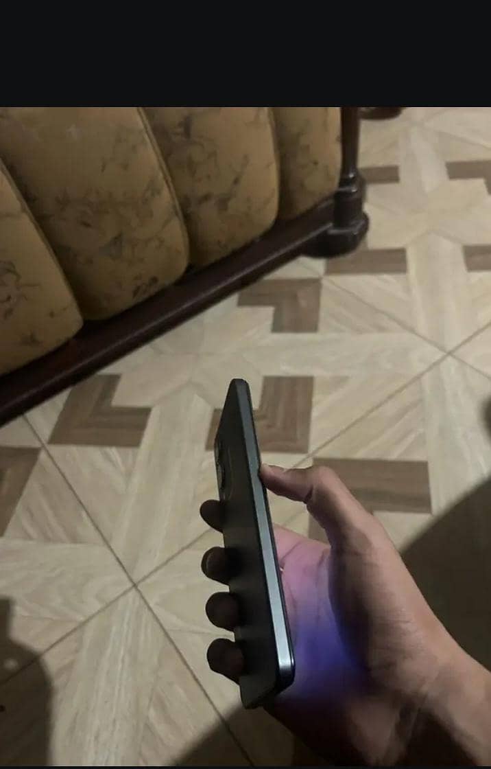 03370712975 4