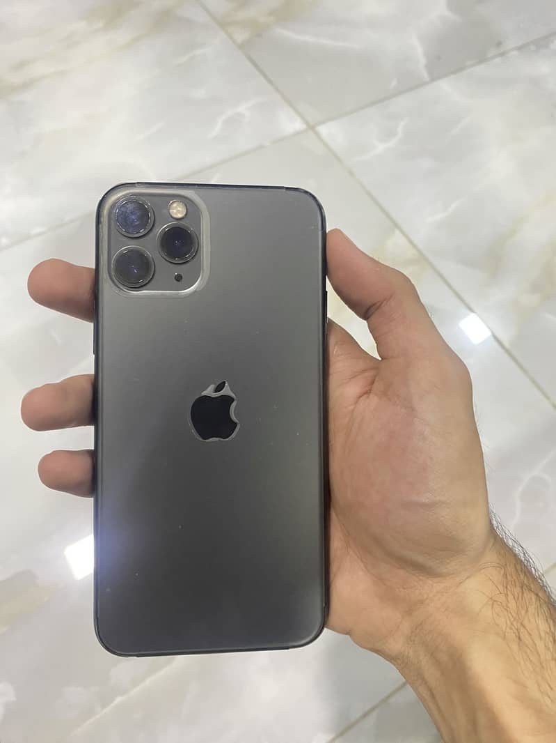 iPhone 11 Pro 0
